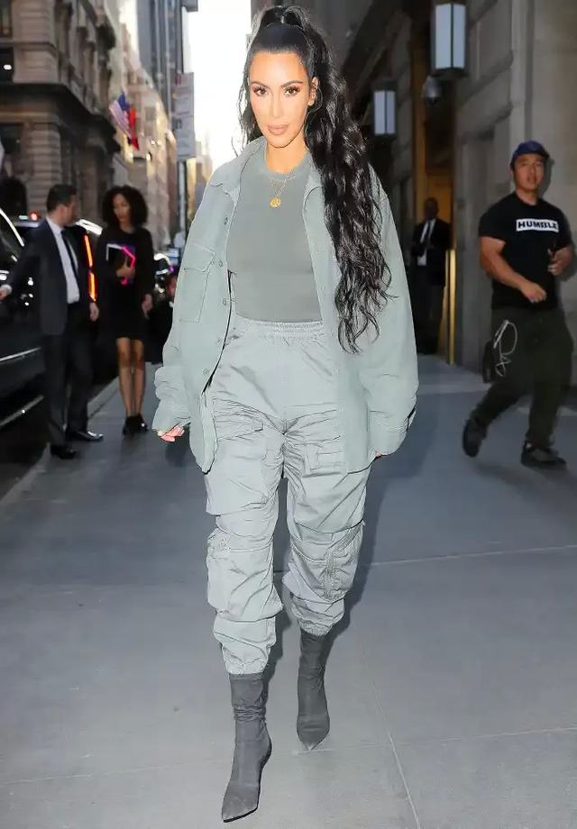 Kim kardashian Clothing Style