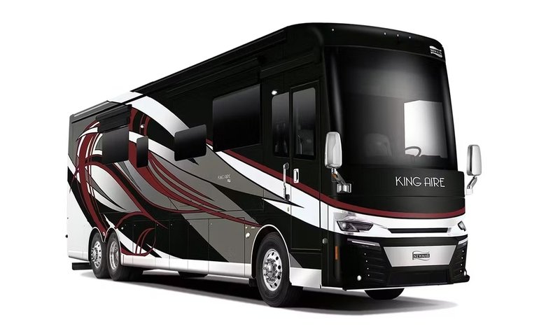 The Newmar King Aire 4553